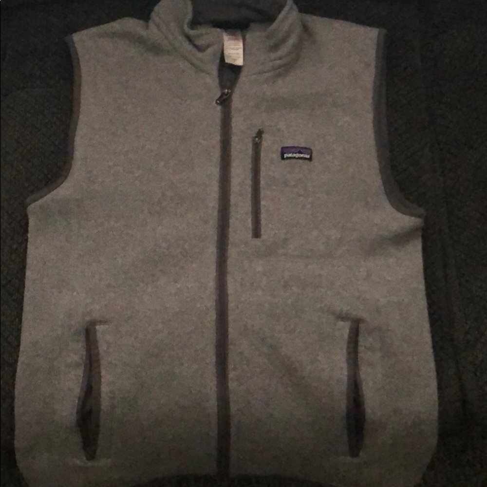 Patagonia: Mens Medium. Like NEW!